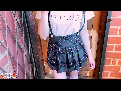 ❤️ Schoolgirl chuqur uning Dick so'radi va sinflar o'rniga fucks. ❌  seks  uz.porngipfy.ru
