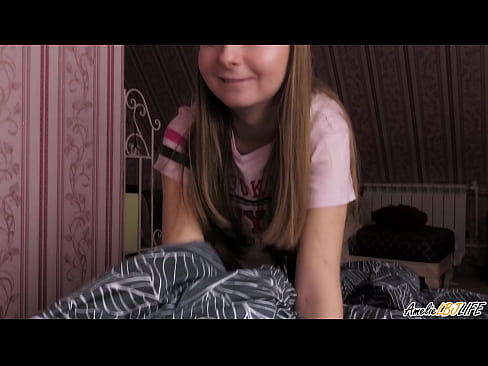 ❤️ Blondie uning BFF ning chuqur so'radi va uning og'ziga Jum oladi ❌  seks  uz.porngipfy.ru